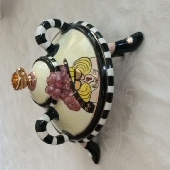 Set Whimsical Aunt Gertie Ceramic Sugar & Creamer SWAK Lynda Corneille New - Picture 2 of 15